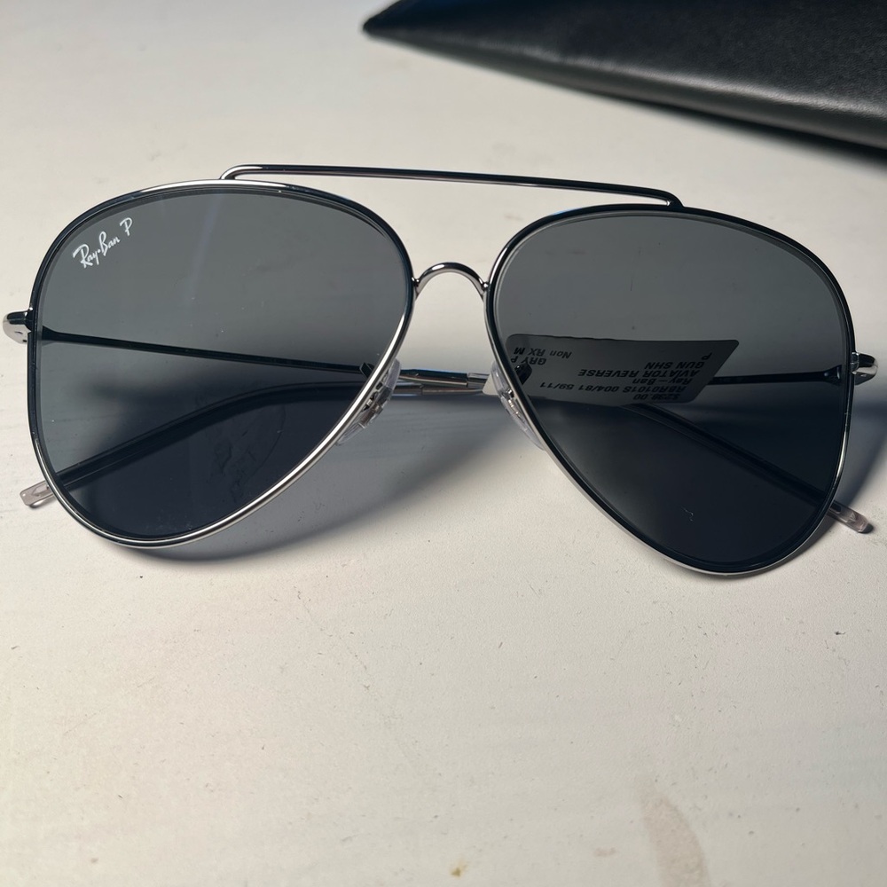 Ray-Ban Black and Silver Aviator Glasses